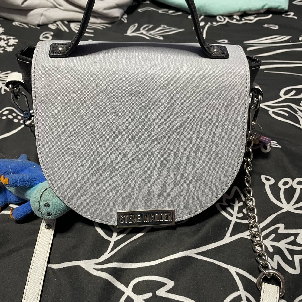 Calling all classic girls.    WILL HAVE TO PAY FOR SHIPPING +18